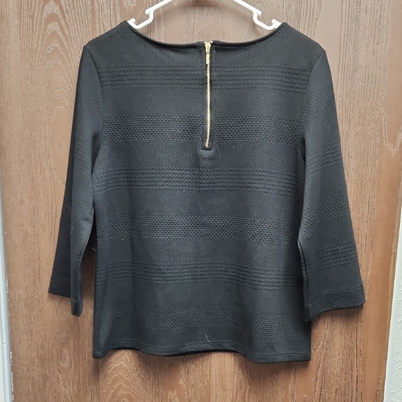 Chico's Black Textured Women's Blouse - Picture 3 of 3